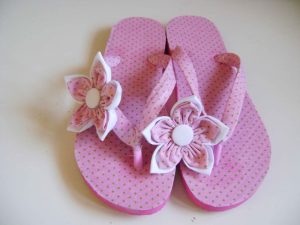 Havaianas rosa com fuxico